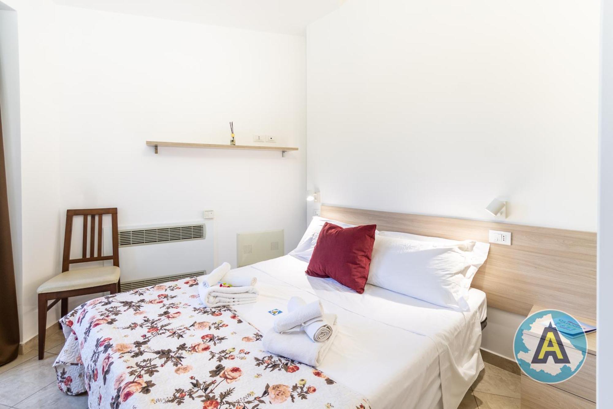 Isola Felice Hotel Silvi Paese Buitenkant foto